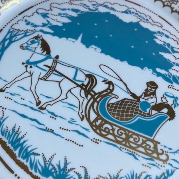 Spode Christmas Pastimes “Sleigh Ride” 1982 Boxed Display Plate - Picture 5 of 7